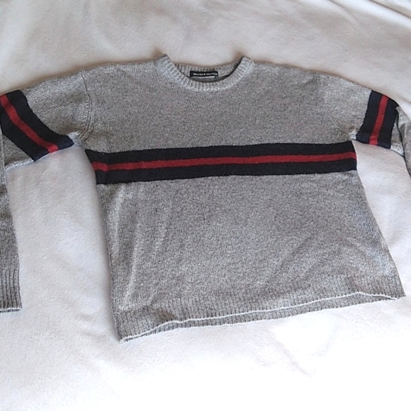 Brandy Melville Bernadette Sweater in Gray with Red Navy Stripe - Picture 6 of 10